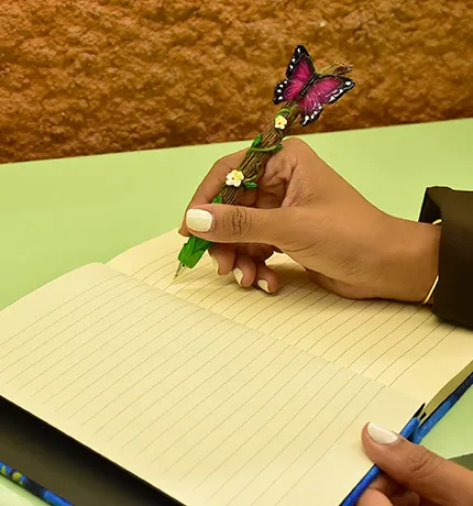 Butterfly pen